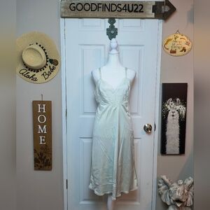 VTG Nancy King Lingerie Under Dress Full Slip Nylon 36 Pale Green